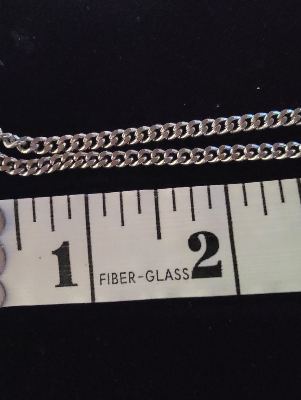 Pre Owned Silver Tone Curb Chain Necklace  Silver Tone
